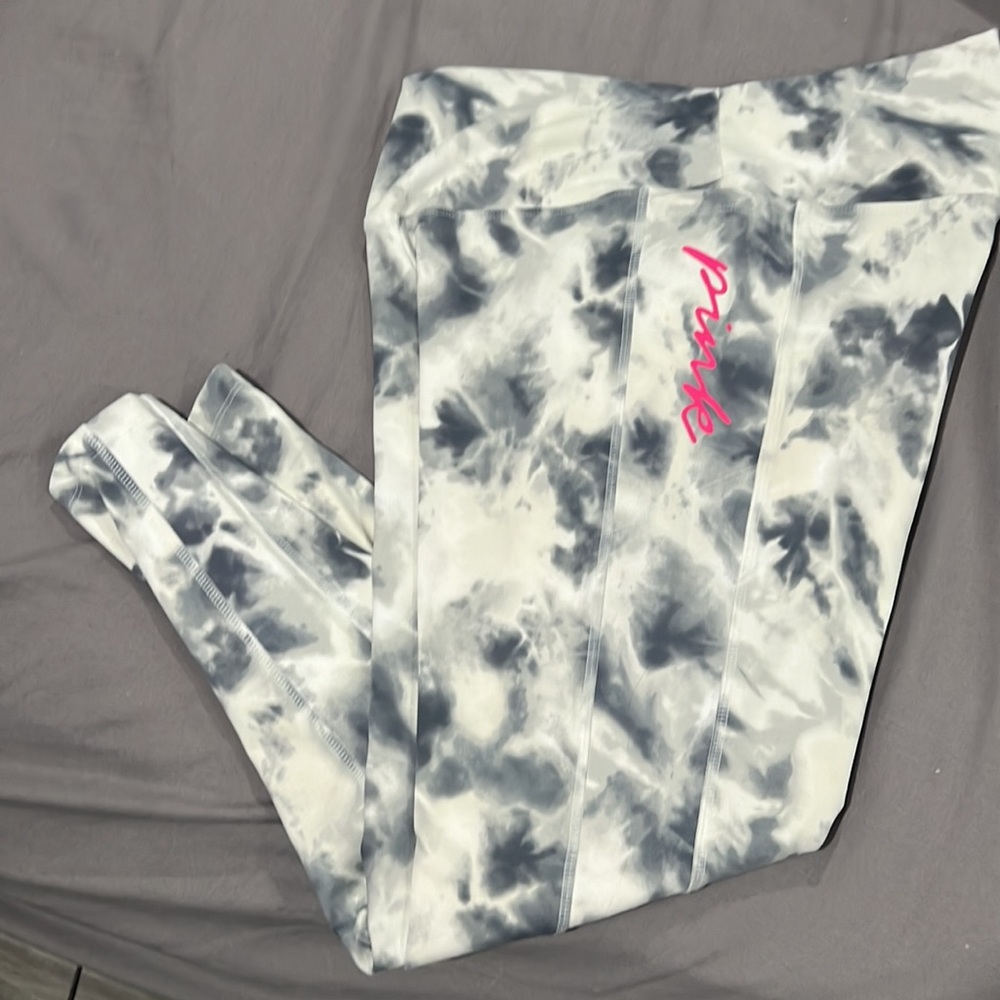 PINK THE ULTIMATE Legging Large